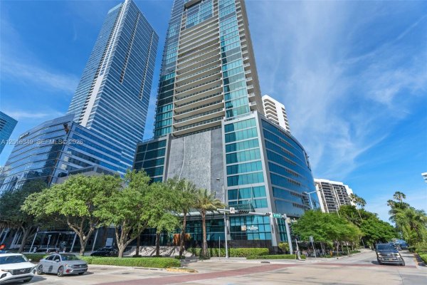 1451 Brickell Ave #904 Miami, FL 33131