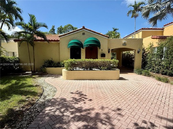 712 Navarre Ave Coral Gables, FL 33134
