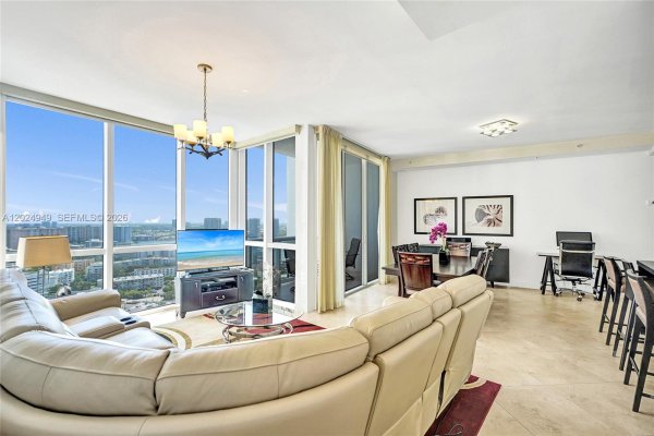 18201 Collins Ave #3707 Sunny Isles Beach, FL 33160