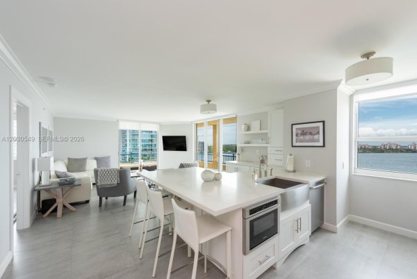 90 Alton Rd #1102 Miami Beach, FL 33139