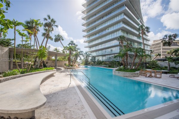 2669 S Bayshore Dr #704N Coconut Grove, FL 33133
