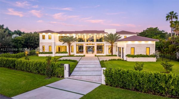 13805 Old Cutler Rd Palmetto Bay, FL 33158