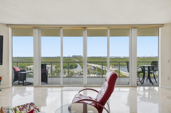 6051 N Ocean #1003 Hollywood, FL 33019