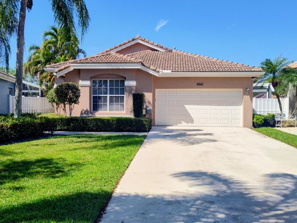 8367 Quail Meadow West Palm Beach, FL 33412