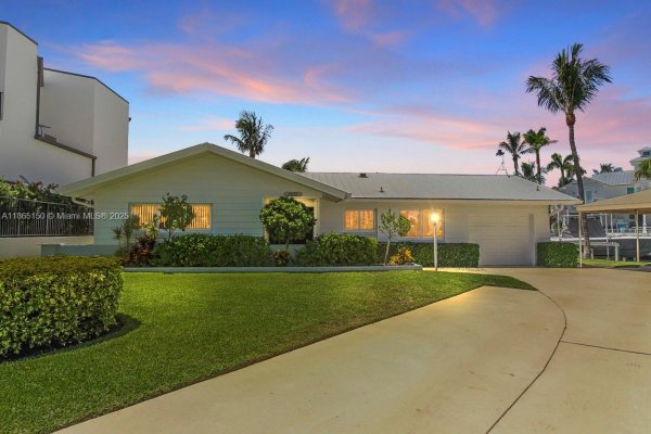 19125 Waterway Rd Jupiter, FL 33469