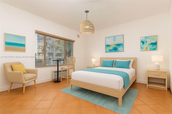 255 W 24th St #208 Miami Beach, FL 33140