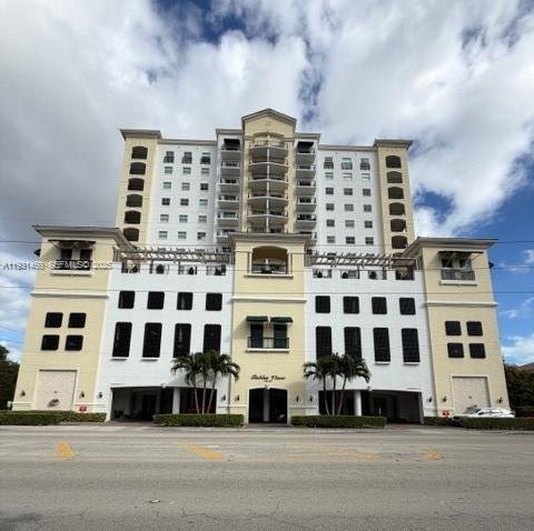 1627 SW 37th Ave #406 Miami, FL 33145