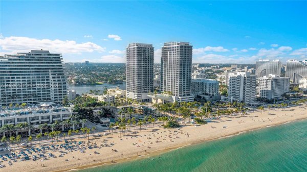 151 N Seabreeze #1701E Fort Lauderdale, FL 33304