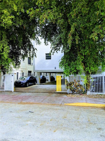 1617 Jefferson Ave #304 Miami Beach, FL 33139