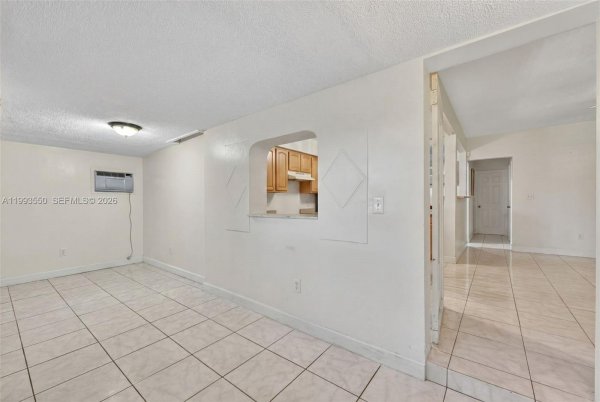 1771 NE 174th St North Miami Beach, FL 33162