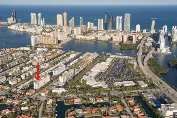 3545 NE 166th St #306 North Miami Beach, FL 33160
