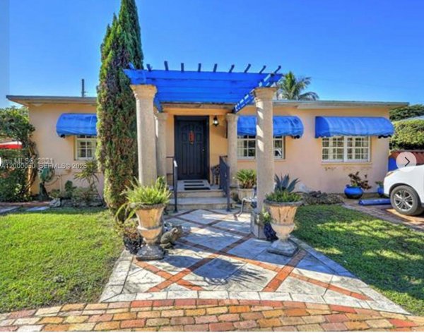 3030 SW 57th Ave Miami, FL 33155