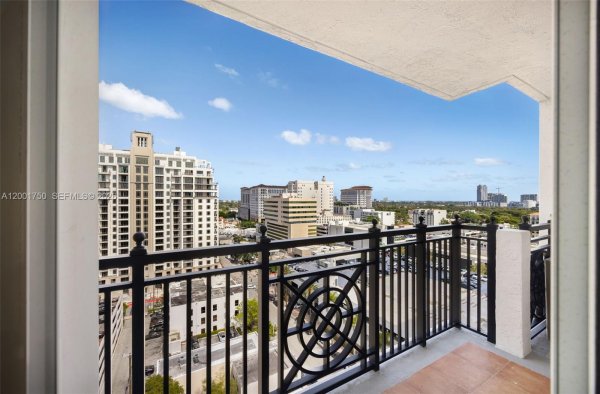 357 Almeria Ave #1507 Coral Gables, FL 33134