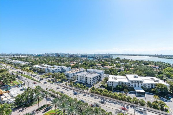 10275 Collins Ave #1530 Bal Harbour, FL 33154