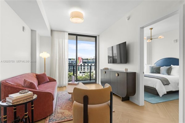 2700 NW 2nd Ave #710 Miami, FL 33127