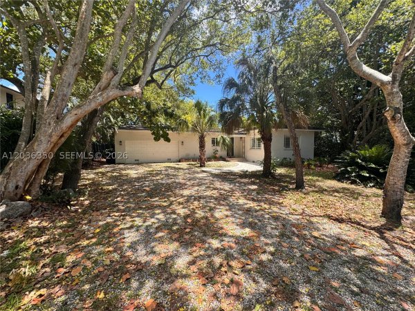 5930 SW 80th St #5930 South Miami, FL 33143