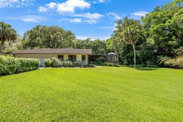 9979 Fairchild Way Coral Gables, FL 33156