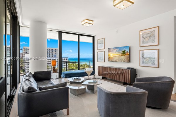 8701 Collins Ave #705 Miami Beach, FL 33154