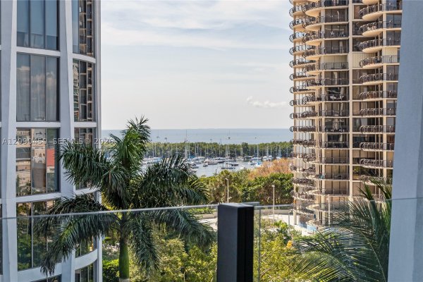 2831 S Bayshore Dr #604 Miami, FL 33133