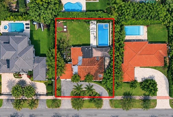 421 Luenga Ave Coral Gables, FL 33146
