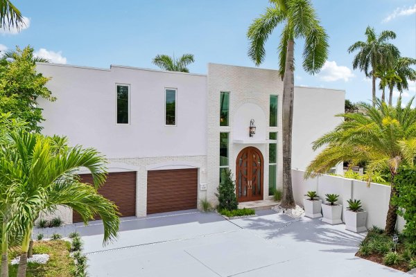 1020 SE 9th Fort Lauderdale, FL 33316