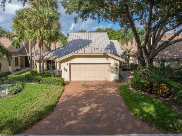 422 River Edge Rd Jupiter, FL 33477