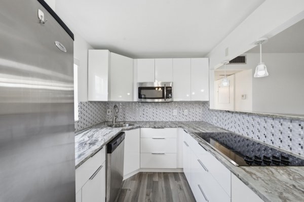 97 Saxony C Delray Beach, FL 33446