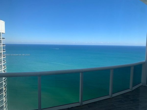 15811 Collins Ave #4203 Sunny Isles Beach, FL 33160