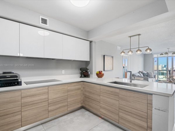 300 Sunny Isles Blvd #4-1405 Sunny Isles Beach, FL 33160