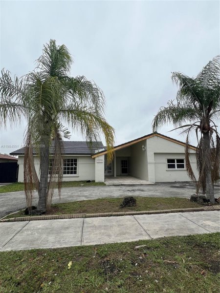 2235 SW 131st Ct Miami, FL 33175