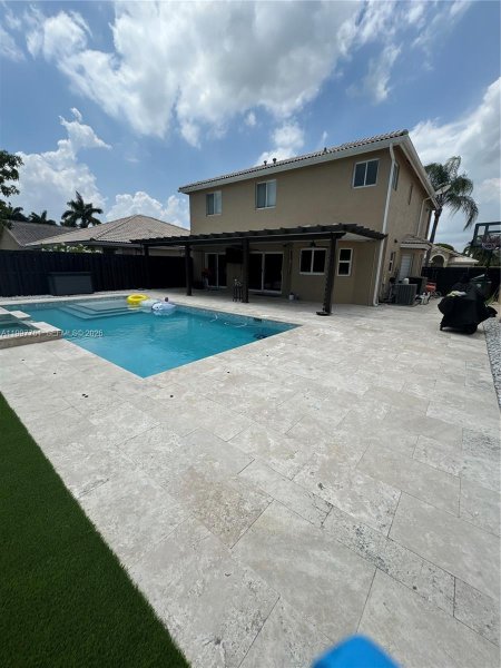 15454 SW 143rd Ter Miami, FL 33196