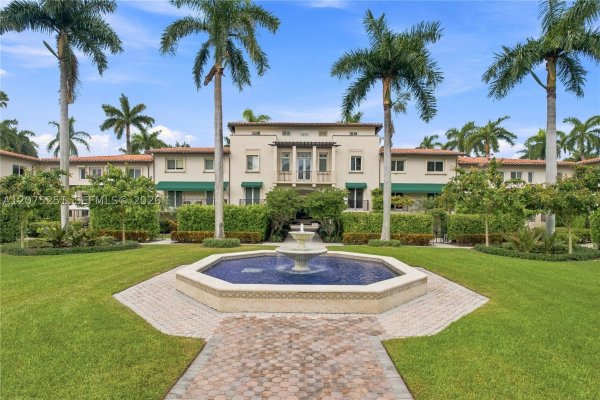 13626 Deering Bay Dr Coral Gables, FL 33158