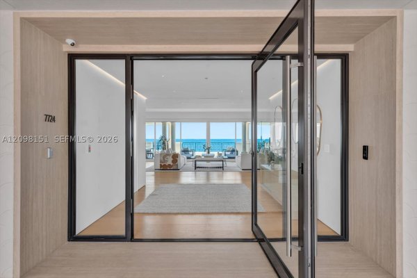 7724 Fisher Is Dr #7724 Miami Beach, FL 33109