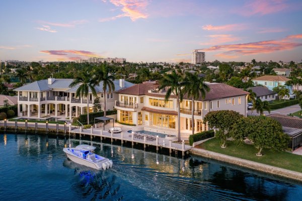 3201 NE 27th Lighthouse Point, FL 33064