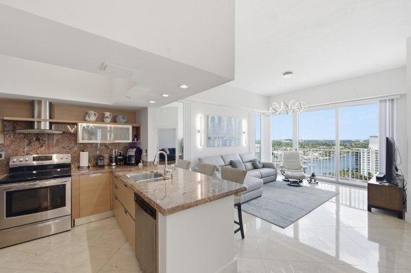 3020 NE 32nd #Ph1 Fort Lauderdale, FL 33308