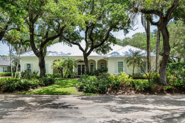 1031 River Indian River Shores, FL 32963