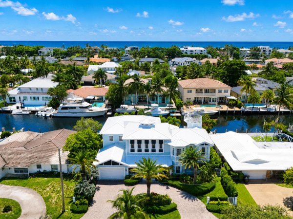3332 NE 29th Lighthouse Point, FL 33064