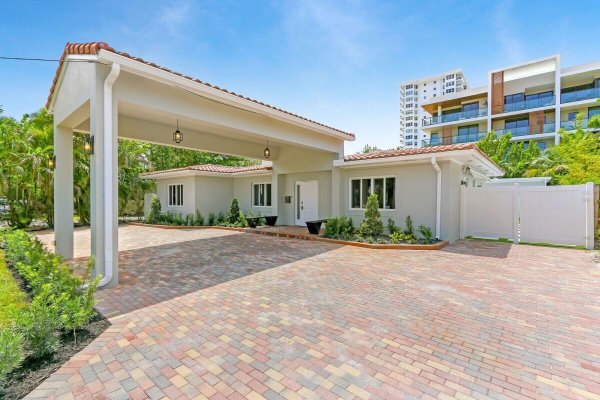 3025 Ctr Ave Fort Lauderdale, FL 33308