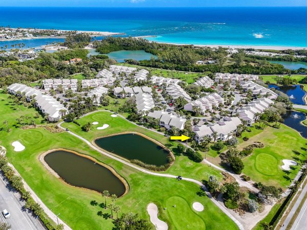 2608 Fairway Dr Jupiter, FL 33477