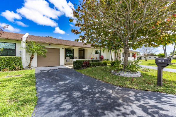 15812 Philodendron Delray Beach, FL 33484