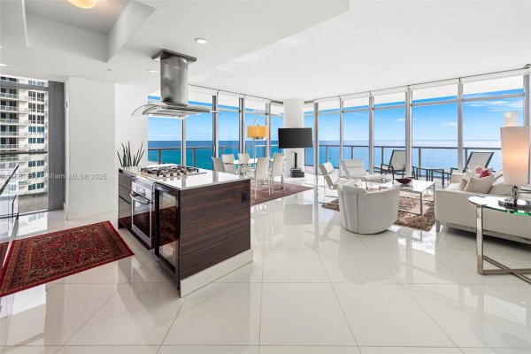 3737 Collins Ave #S-1301 Miami, FL 33140