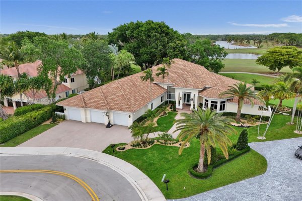 2512 Princeton Ct Weston, FL 33327