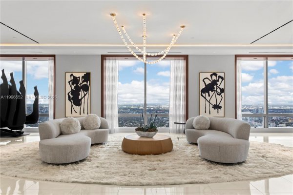 1425 Brickell Ave #PH4BCD Miami, FL 33131