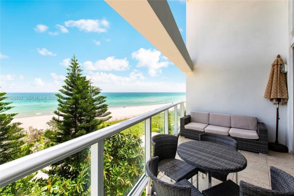 5445 Collins Ave #P2 Miami Beach, FL 33140