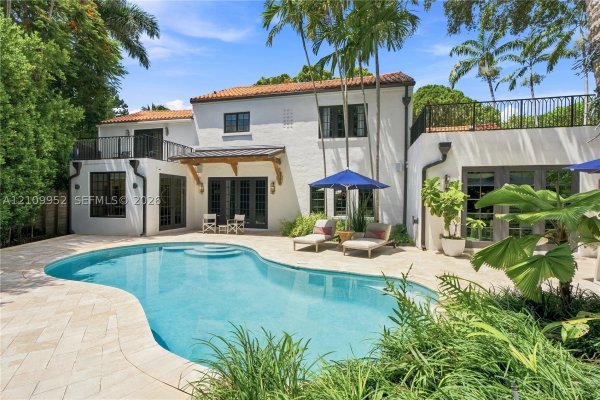1674 Nocatee Dr Miami, FL 33133
