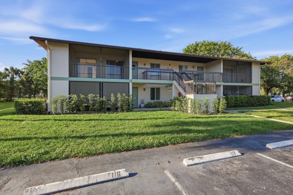 6286 Chasewood #E Jupiter, FL 33458