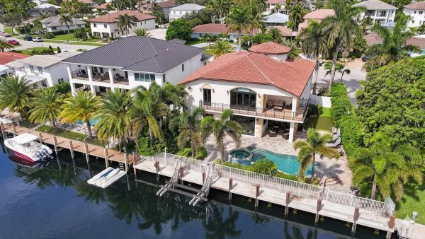 4930 NE 27th Lighthouse Point, FL 33064