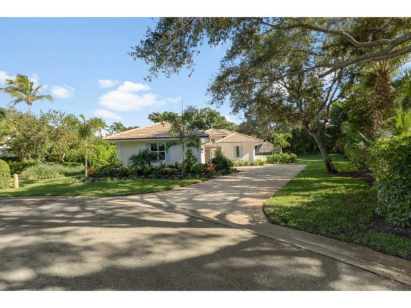 112 Cormorant Ct Vero Beach, FL 32963