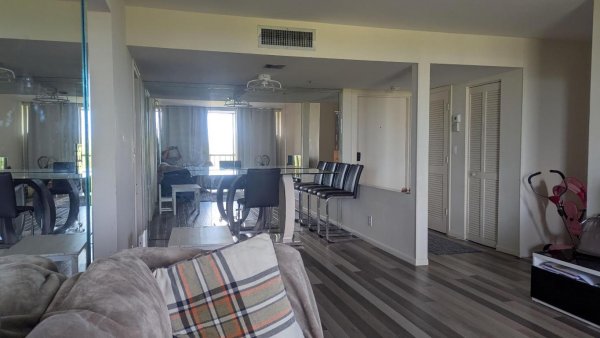 7835 Lakeside #963 Boca Raton, FL 33434