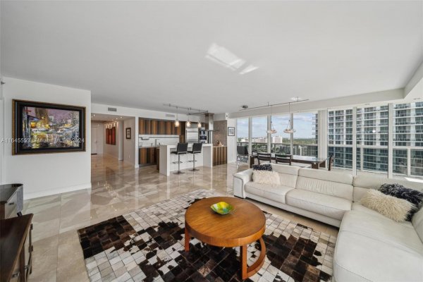 1800 S Ocean Dr #2401 Hallandale Beach, FL 33009